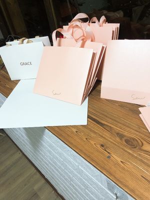 Luxury Bow Tie Ribbon Handle Shopping Carry Bags For Gifts