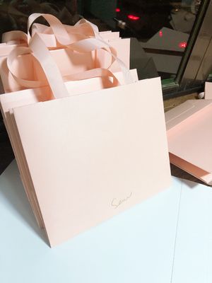 Luxury Bow Tie Ribbon Handle Shopping Carry Bags For Gifts